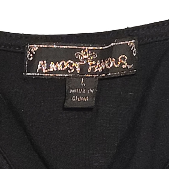 Almost Famous Black & White Tank Top with Silver Sequins Size L - Picture 5 of 7